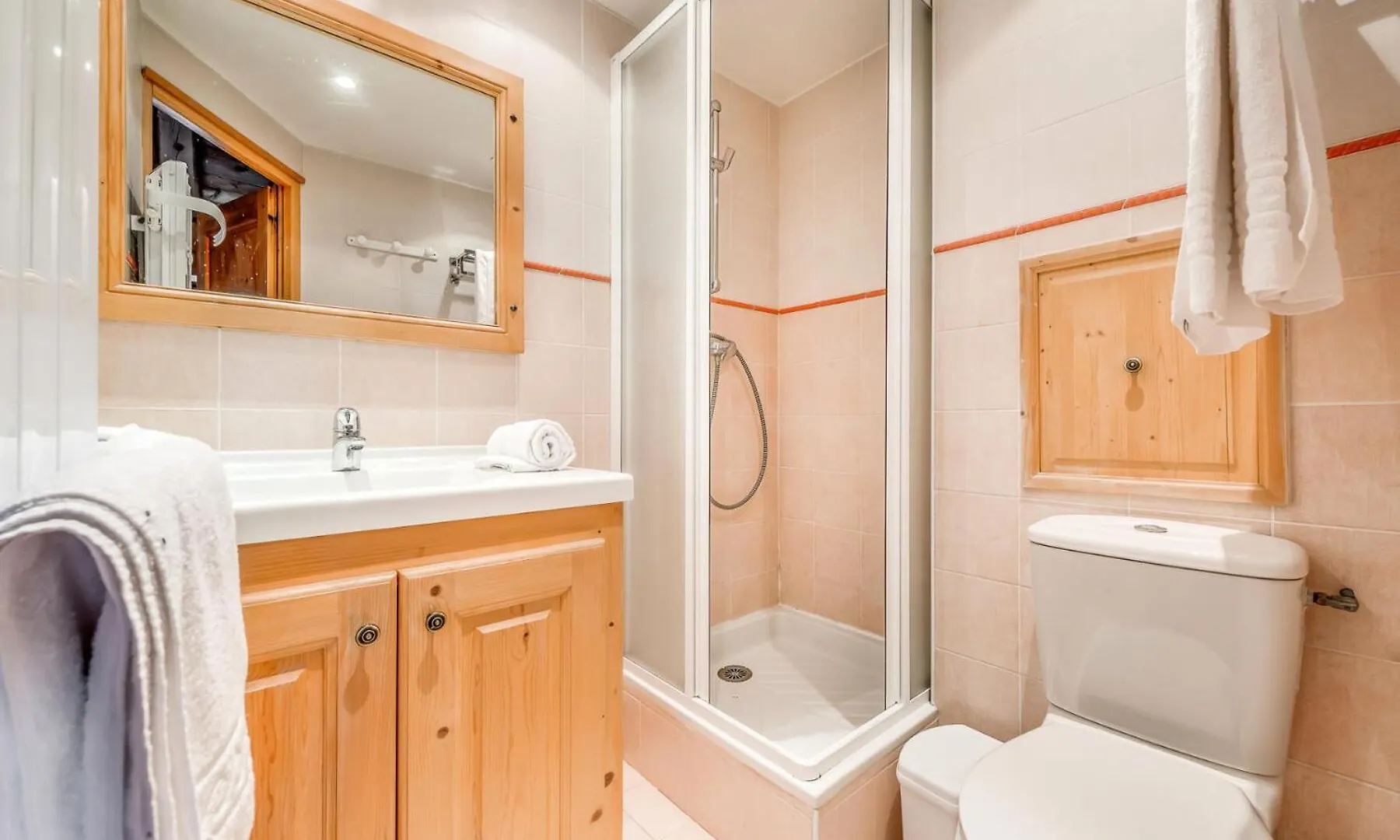 Chalet Gypaete - Chalet Traditionnel 90M2 - 5 Chambres, 4 Salles De Bain, Sauna Mae-5891 Тинь Франция